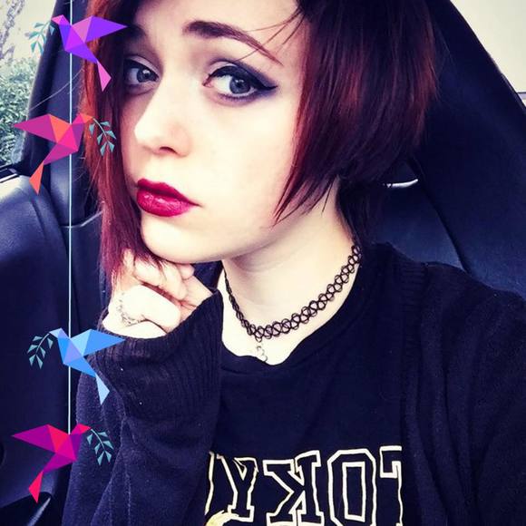 Meet your Posher, Janae - Picture 1 of 1